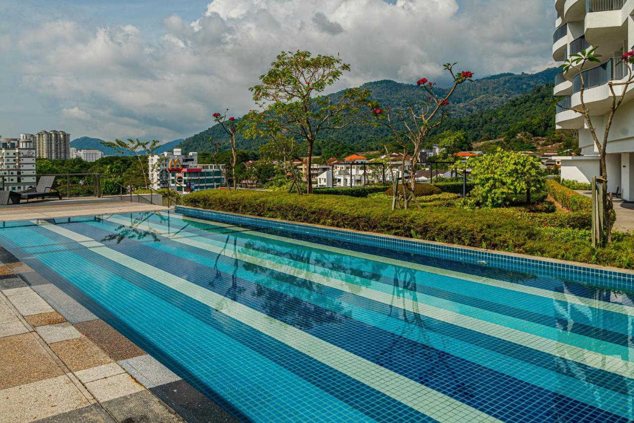 Fantasy Funland Retreat By The Only Bnb Tanjung Tokong Exteriör bild